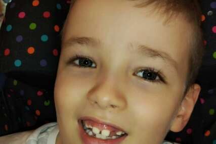 Borba od rođenja: Pomozimo Andreju (8) da napravi svoje prve samostalne korake