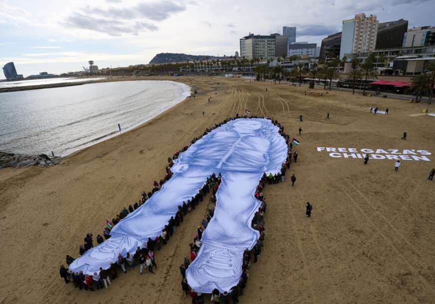 FOTO: EPA/ALEJANDRO GARCIA

