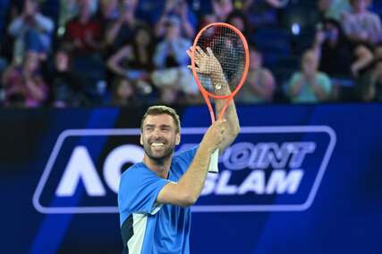 Anonimus pobijedio Sinnera za milion dolara na Australian openu (VIDEO)