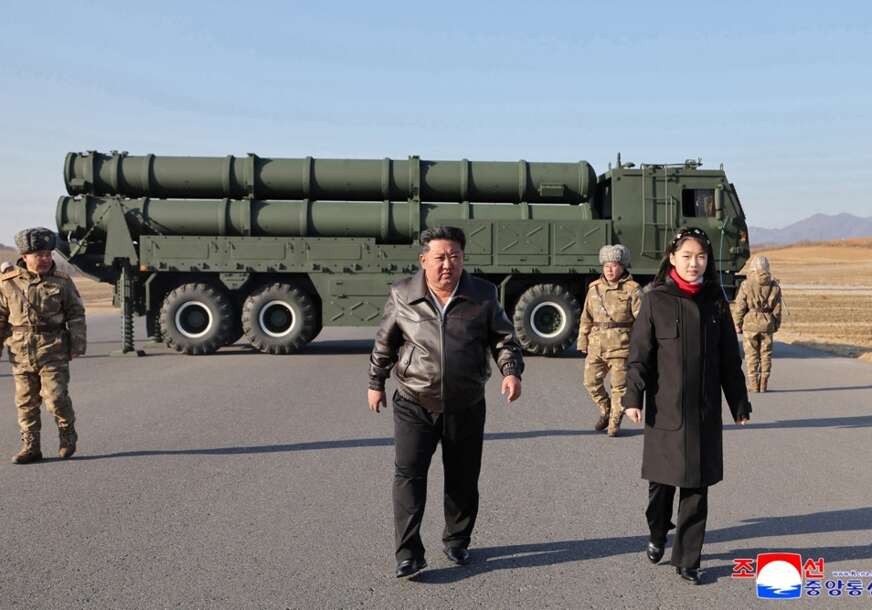 FOTO: EPA/KCNA