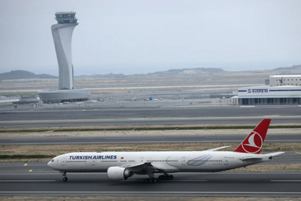 Drama na nebu iznad Barcelone: Avion morao sletjeti zbog prijetnje terorističkim napadom