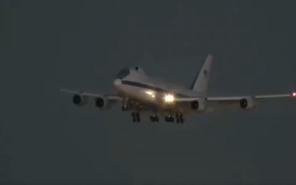 (VIDEO) Iznad Los Angelesa snimljen "avion sudnjeg dana": Niko ga nije vidio godinama