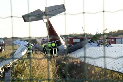 Avion indijskih zračnih snaga pao tokom obuke, piloti preživjeli