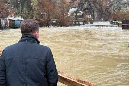 Mostar: Rijeka Bunica se izlila u Malom Polju, poplavljeno nekoliko objekata