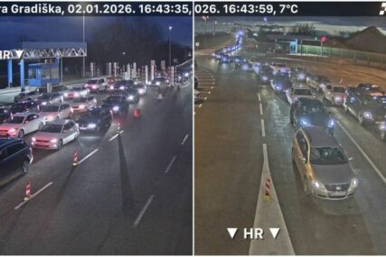 I dalje nepregledne kolone na graničnim prijelazima: Pogledajte velike gužve na izlazu iz države (FOTO)