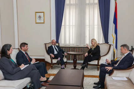 Cvijanović s Ginkelom: Realizacijom projekta Južne interkonekcije otvara se prostor i za druge projekte