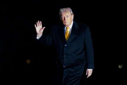 Trump poručio da je "spreman pomoći" dok nemiri u Iranu rastu