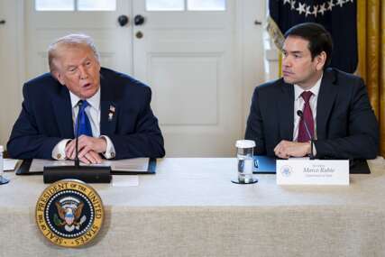 Trump tvrdi da će Kuba izgubiti pristup venecuelanskoj nafti