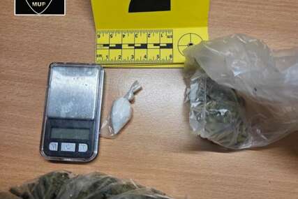 U Mostaru pronađeno oružje i droga