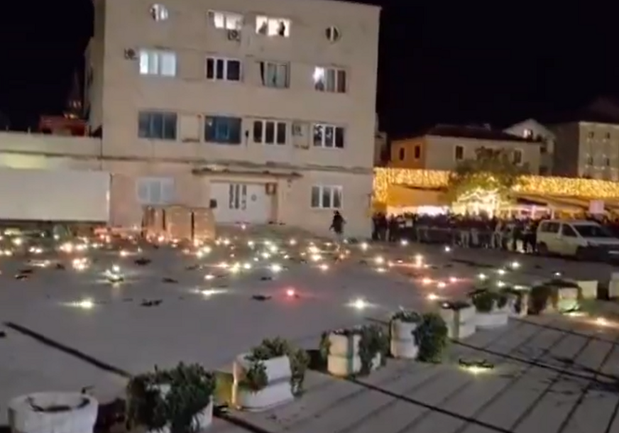 FOTO: X/
БАНЕ КОМНЕНОВ ВУЈАДИНОВИЋ