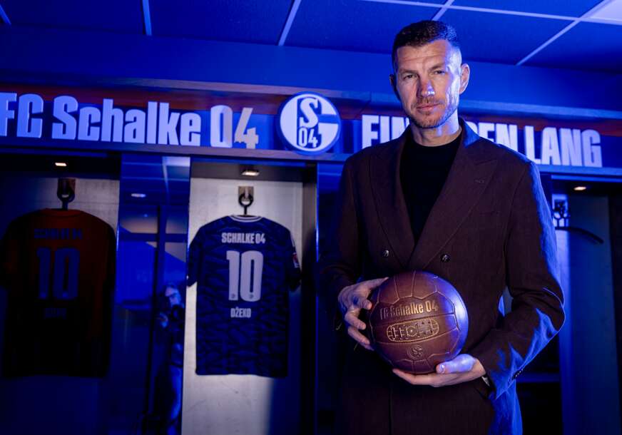 FOTO: SCHALKE O4 / TWITTER