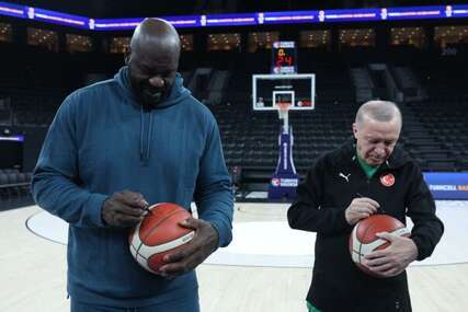 Erdogan igrao košarku s bivšom NBA zvijezdom Shaquilleom O'Nealom