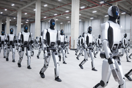 Humanoidi osvajaju proizvodnju: Airbus uvodi robota Walker S2 iz Kine