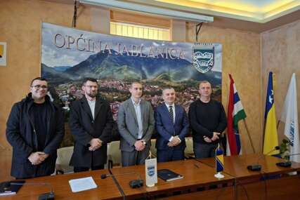 U Općini Jablanica potpisani ugovori s Federalnim ministarstvom raseljenih osoba i izbjeglica