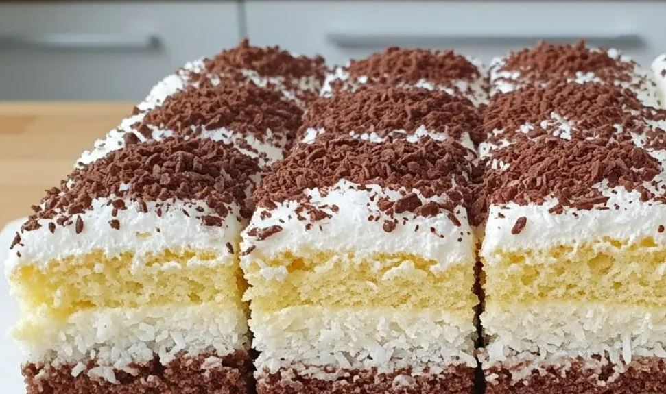 Dobos Kolac Najbrži kolač s kokosom ikada: Sočan, topi se u ustima i ne košta više ...