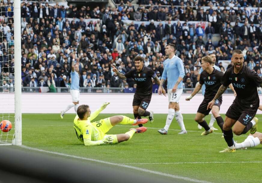 FOTO: EPA/GIUSEPPE LAMI