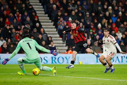 Liverpool golom u posljednjim sekundama izgubio u Bournemouthu