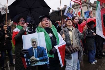 Nekoliko policajaca povrijeđeno tokom protesta ispred iranske ambasade u Londonu