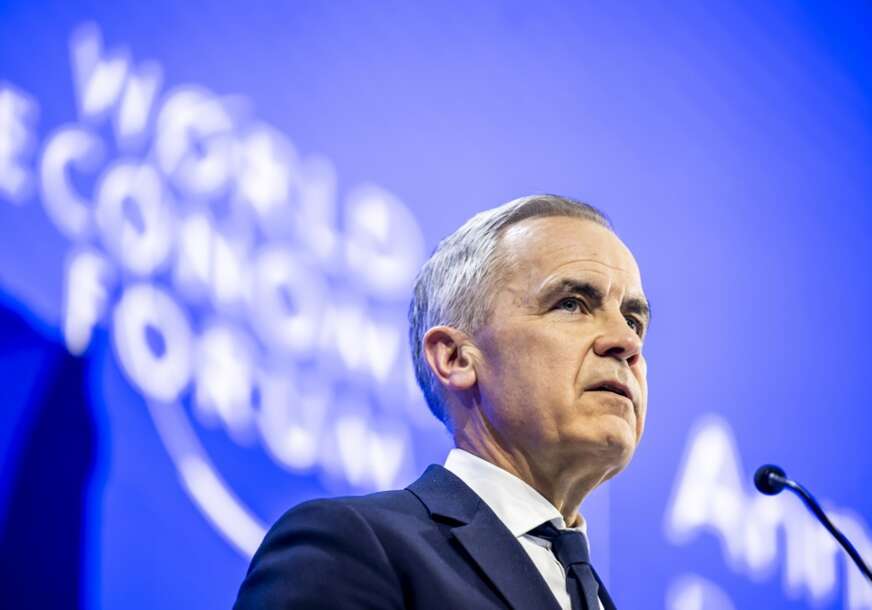 FOTO: EPA/GIAN EHRENZELLER