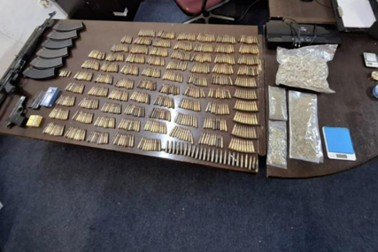 Akcija „Ammo“: Pronađena droga, oružje i municija, uhapšen 34-godišnjak