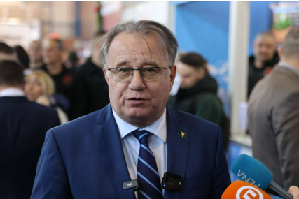 NERMIN NIKŠIĆ O ŽELJEZARI Nećemo dozvoliti gašenje strateških sistema bez borbe
