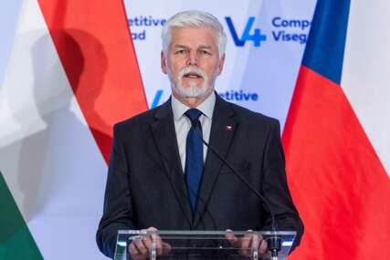 Češki predsjednik razmatra krivičnu prijavu zbog navodne ucjene ministra