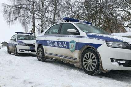 Maloljetnik koji je na Božić u Beogradu ranio babu i dedu preminuo u bolnici. Uhapšen njegov otac
