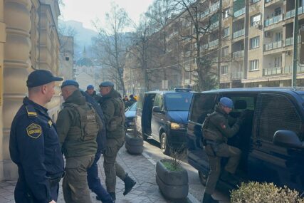 Traži se pritvor za članove komisije i uposlenika Ministarstva koji su "štelili" vozačke ispite
