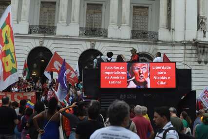 (FOTO) Protesti ispred američkog konzulata u Brazilu zbog Venecuele