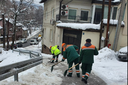 Sindikat KJKP Rad: Uposlenici svakodnevno daju maksimum kako bi javne površine i saobraćajnice bile što čistije i prohodnije