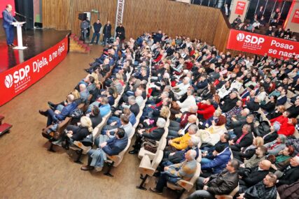 SDP: Politikantskim lažima zloupotrebljavaju tragediju. Sve problematizovane nabavke provodila je SDA