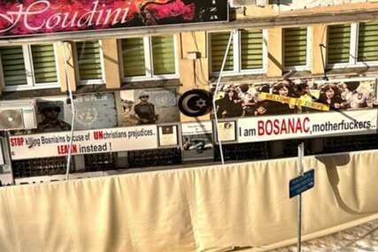 Drama u Sarajevu: Snijeg se obrušio s krova i srušio tendu ugostiteljskog objekta