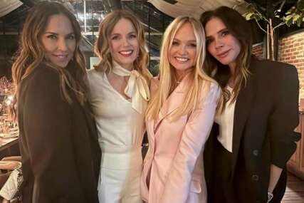 Victoria Beckham slavila sa Spajsicama usred drame sa sinom Brooklynom