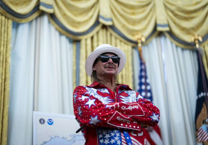 FOTO: EPA/ALEXANDER DRAGO / POOL