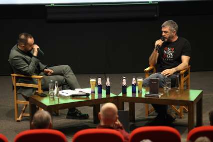 Roberto Grujičić i Feđa Štukan održali live show podcast u kinu Meeting Point: Ljudski mozak uvijek radi da bi preživio