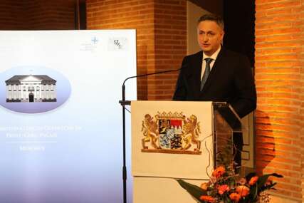 Bećirović u Njemačkoj upozorio na pokušaje destabilizacije BiH: "To čini separatistički režim iz RS"