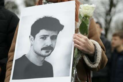 "Novi Sad još nosi ranu": Potresna poruka solidarnosti novosadskih studenata nakon tragedije u Sarajevu