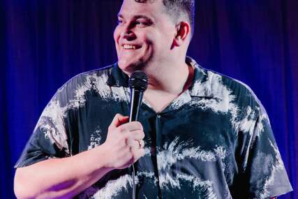 Goran Vinčić najavio stand-up show u Skenderiji pa se našalio: Ne nastupam u manjim dvoranama jer ne stanem
