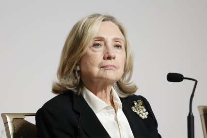 Hillary Clinton optužuje Trumpovu administraciju za 'prikrivanje' Epsteinovih dokumenata