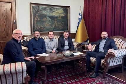 Isak primio predstavnike prve rukometne reprezentacije Bosne i Hercegovine