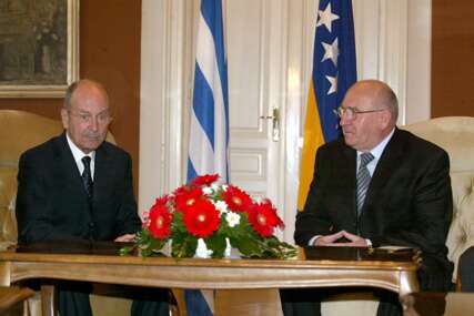 Preminuo bivši član Predsjedništva BiH Borislav Paravac