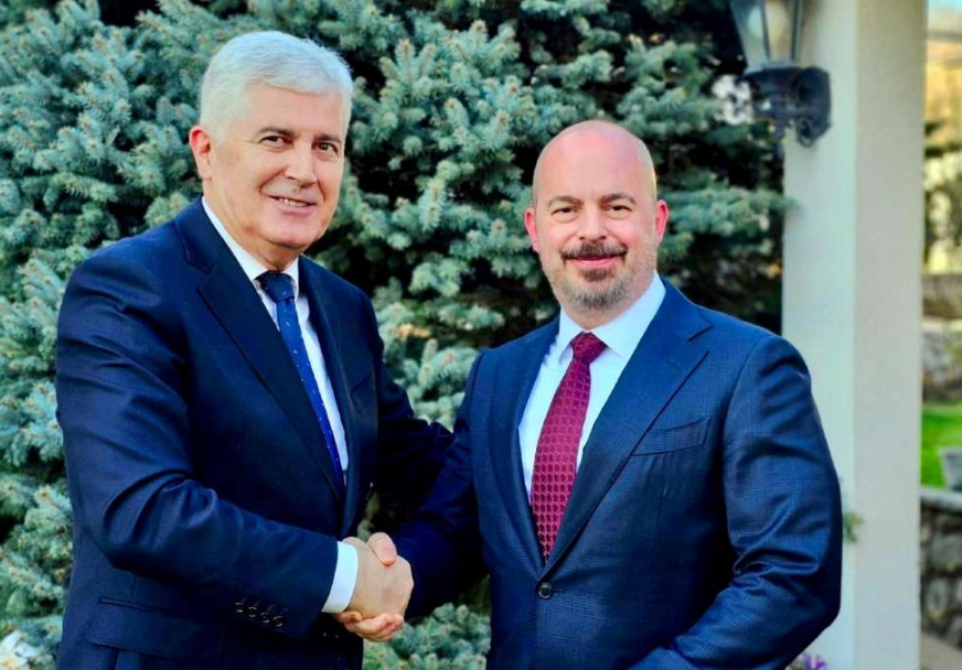 FOTO: HDZ BIH