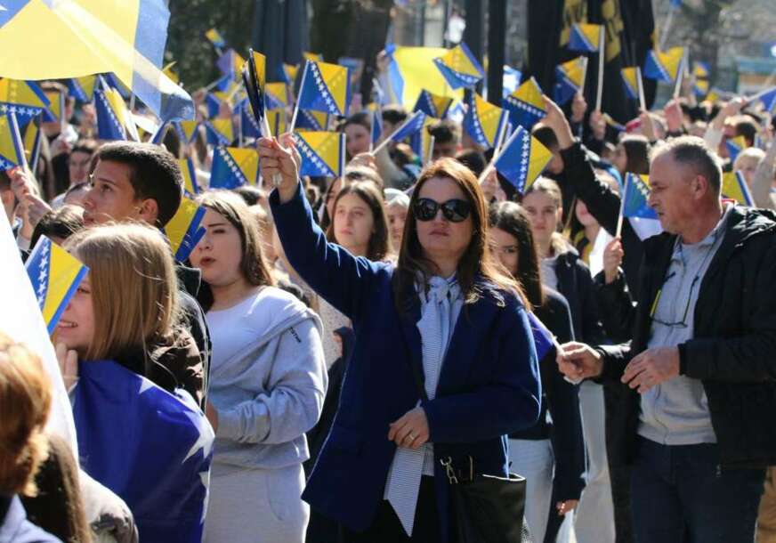 FOTO:  VLADA TUZLANSKOG KANTONA 