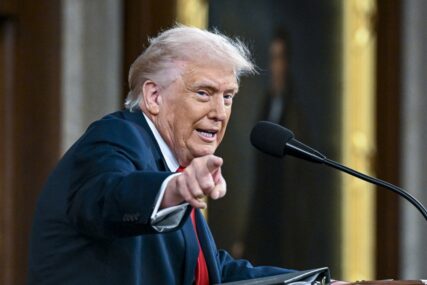 Trump ponovo prijeti Iranu: Sat otkucava, neka požure ili od njih neće ostati ništa