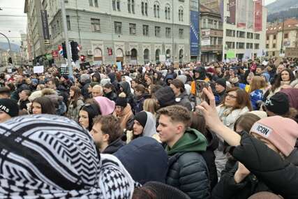 MUP KS: Na protestima je bilo oko 6.000 građana, sve proteklo mirno