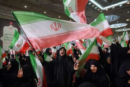 Iranski studenti organizirali prve velike antivladine proteste nakon januarskih demonstracija