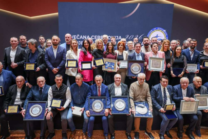 Karate savez BiH dodijelio priznanja sportistima, trenerima i sportskim radnicima