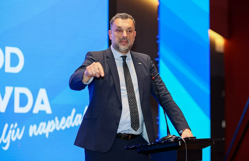 FOTO: NAROD I PRAVDA