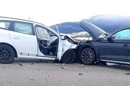 Više osoba povrijeđeno u saobraćajnoj nesreći kod skijališta u Kupresu
