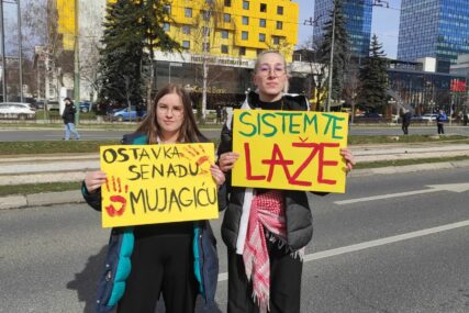 Demonstranti traže ostavku SDP-ovog direktora GRAS-a